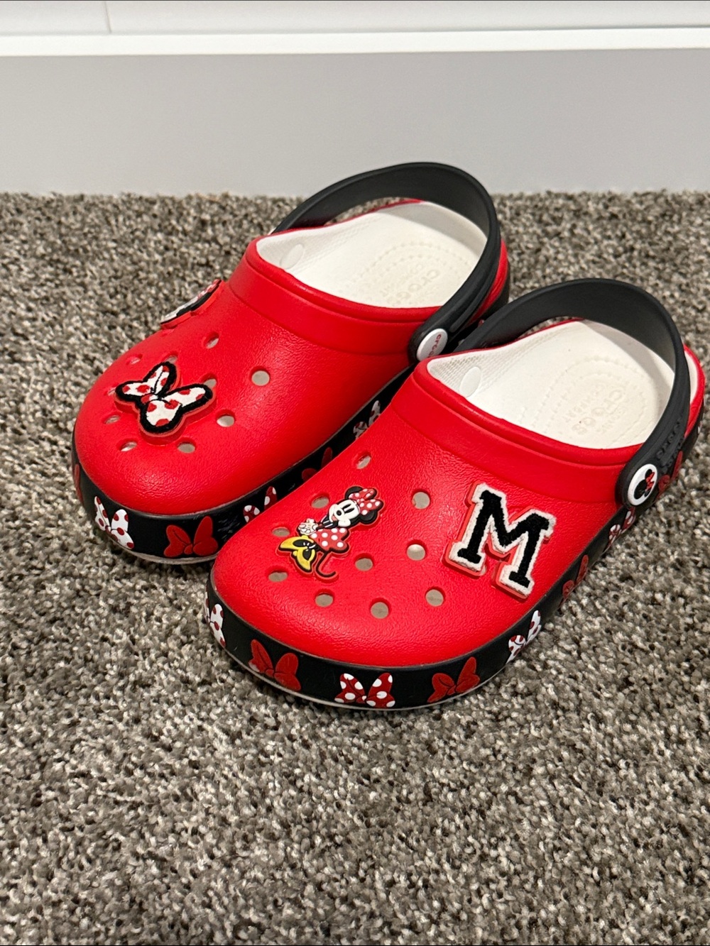 CROCS Kids Red Minnie Mouse Clog Sandals with Black Trim